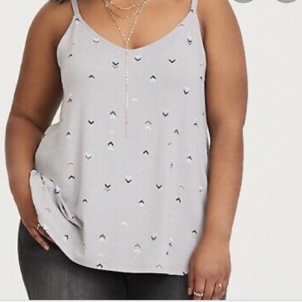 Torrid super soft top cami gray with arrows sz 1